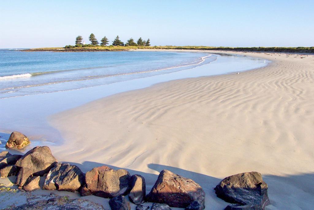 Villa Dockside Waterfront Indulgence Port Fairy Exterior foto